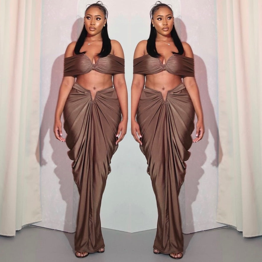 2pc V Wire Draped Off Shoulder Skirt Set