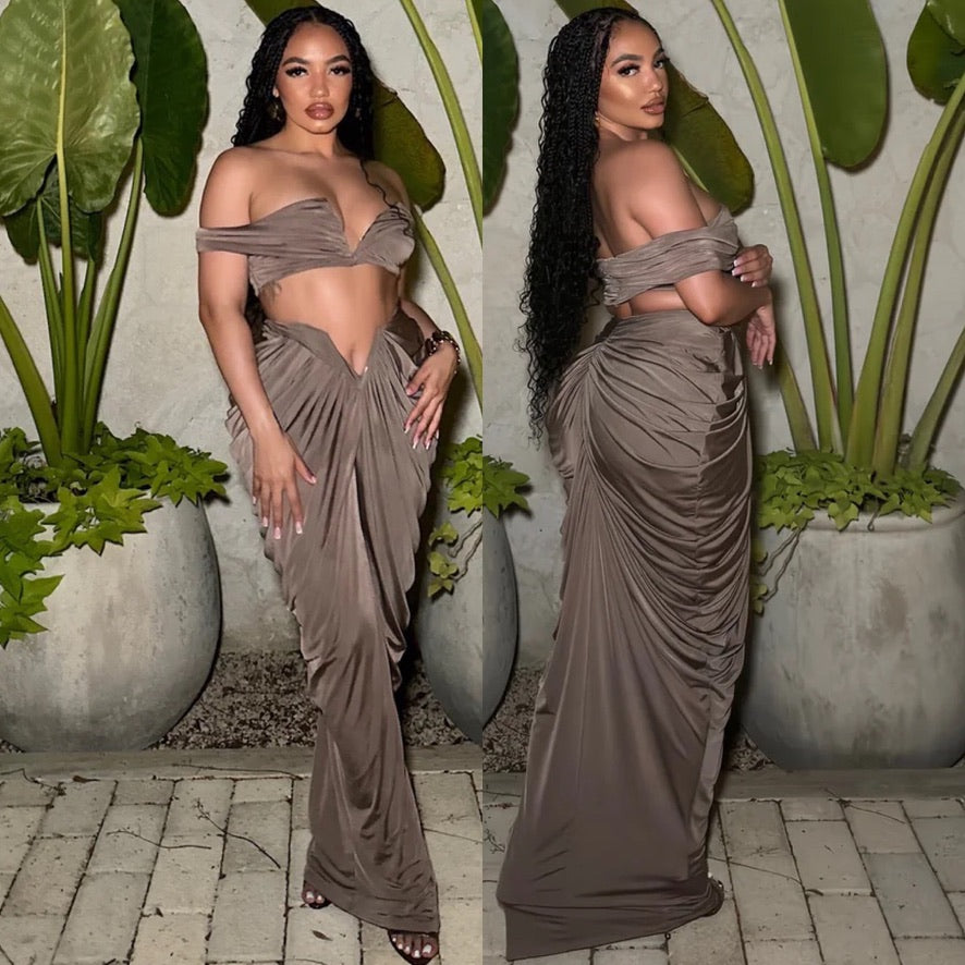 2pc V Wire Draped Off Shoulder Skirt Set